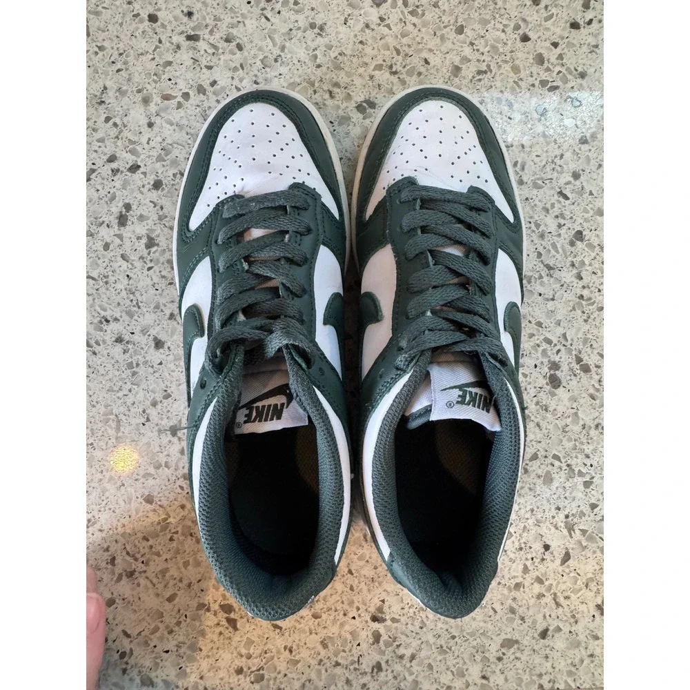 Nike Dunk Low Michigan State Forest Green White FB9109-120 Kids Size 4Y